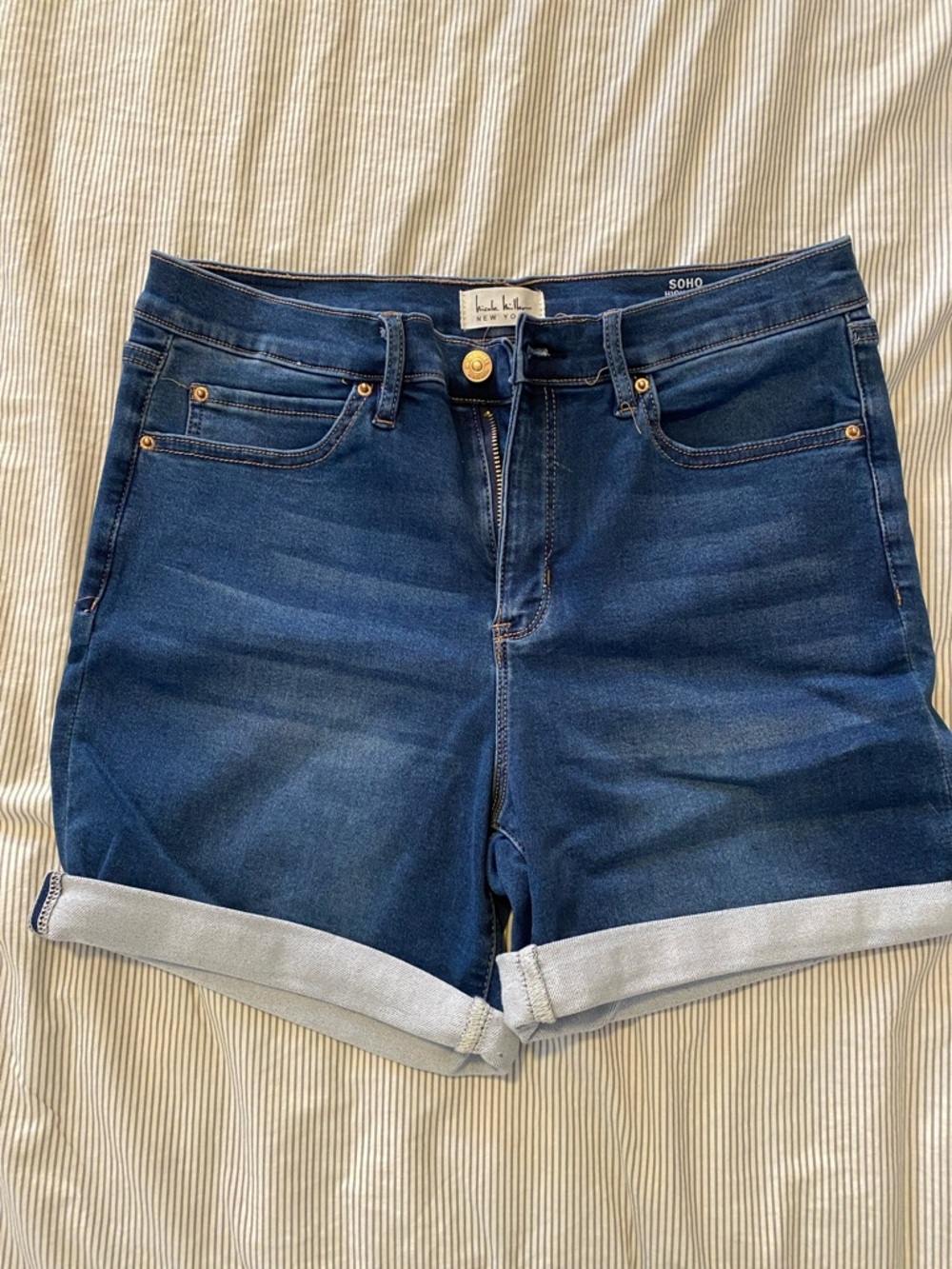Nicole Miller Dark Blue Rolled Cuff Denim Shorts stretchy comfortable 10
